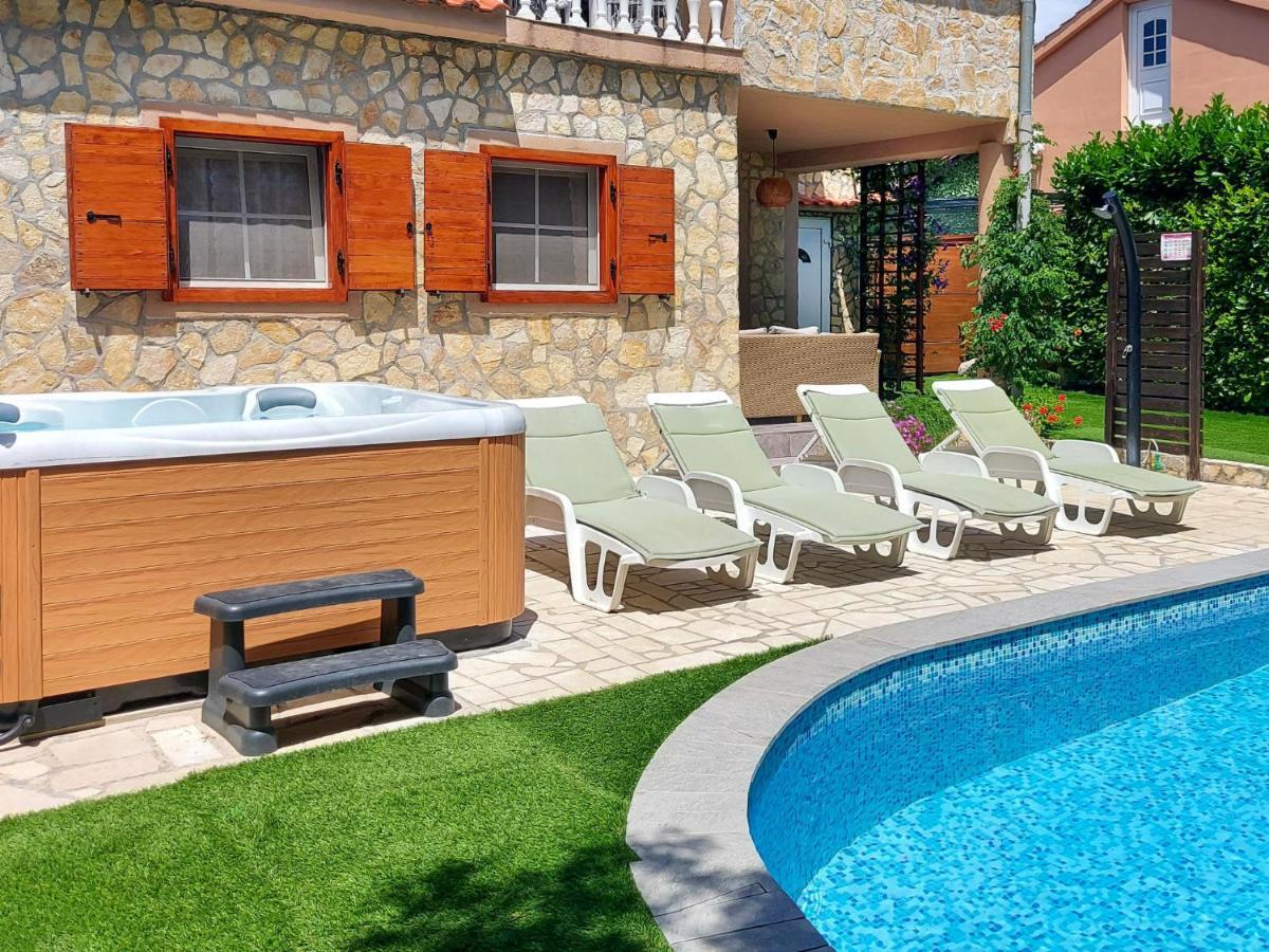 Holiday Home Mikac - Mlk136 By Interhome Dobrinj Luaran gambar